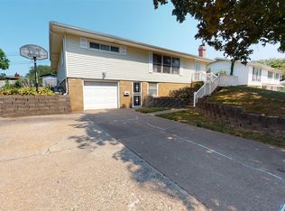 209 Hilltop Ct, Milan, IL