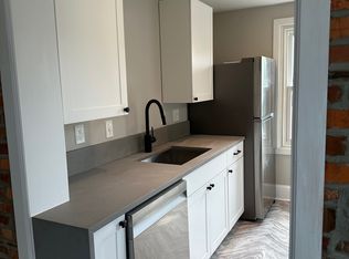 105 Cricket Ave #2, Ardmore, PA 19003