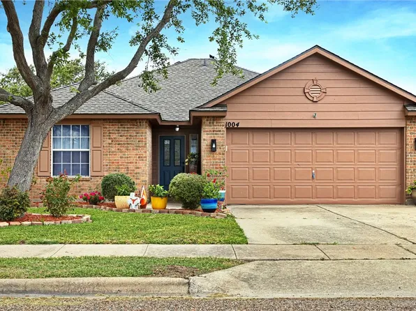 1004 La Mirada, Portland, TX 78374