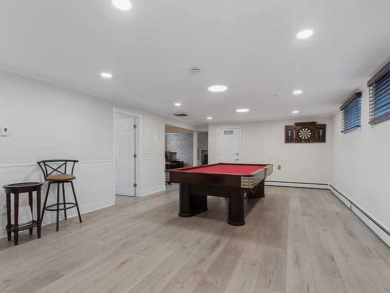 10 Stonewood Dr — Photo 22