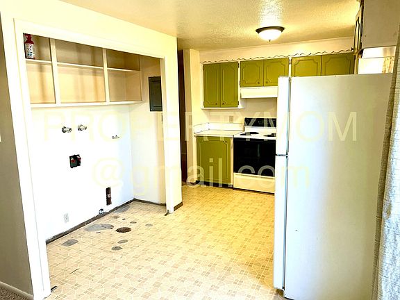 Kitchen, Laundry area.