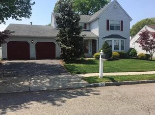 19 Winchester Dr, Howell, NJ 07731