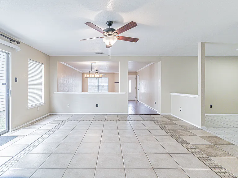 11244 Vollmer Ln — Photo 9
