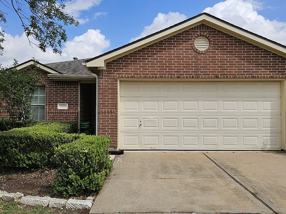 Welcome to 7803 Talladage Springs Ln, Richmond, TX 77407!