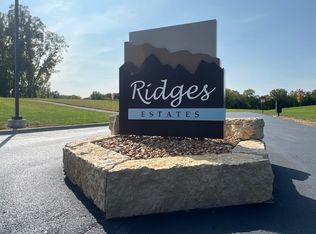 805 W 5th Street Ln, Coal Valley, IL 61240