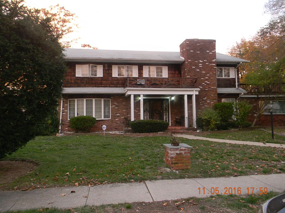 493 Clocks Blvd, Massapequa, NY 11758 Zillow