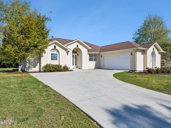 407 Elokwa Pl, Loudon, TN 37774