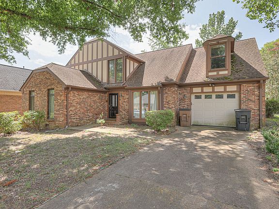 4th image of 105 Jamesborough Ct