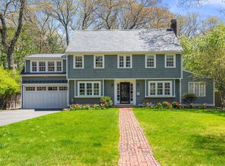 104 Fairbanks Ave, Wellesley, MA 02481