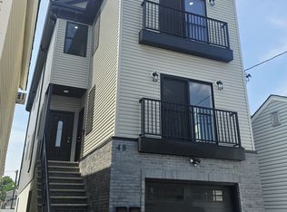 48 Evergreen St, Bayonne, NJ 07002