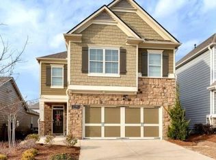 6590 Trailblazer Rd, Flowery Branch, GA 30542