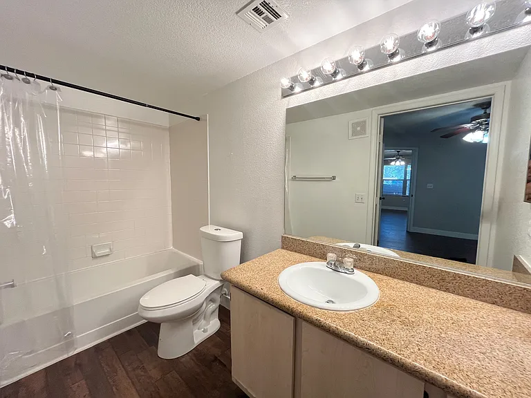 555 E Silverado Ranch Blvd #1089-1 — Photo 17