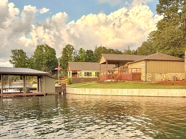 281 Windover Ln, Dadeville, AL 36853