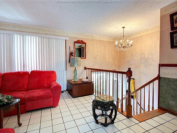 2nd image of 1008 Mound Ave