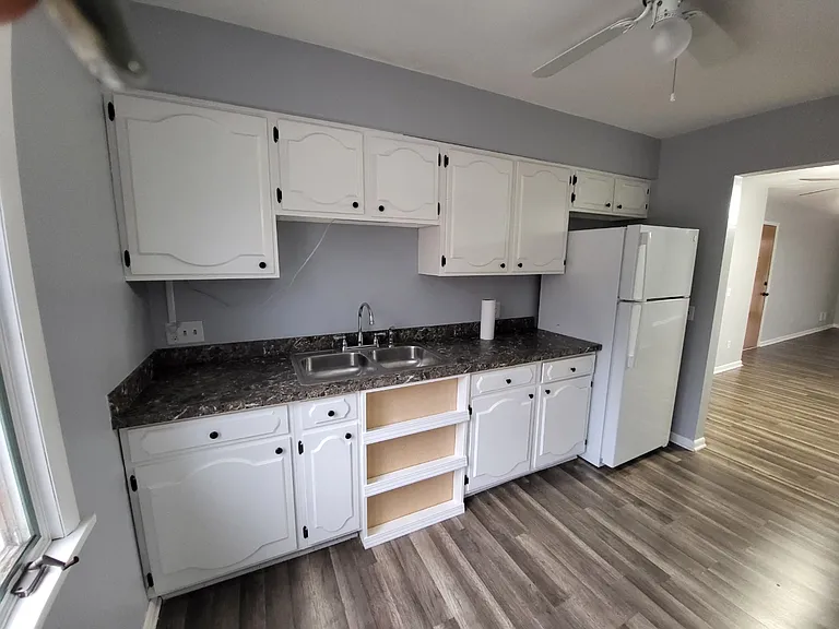 4328 W Bancroft St #1 — Photo 9
