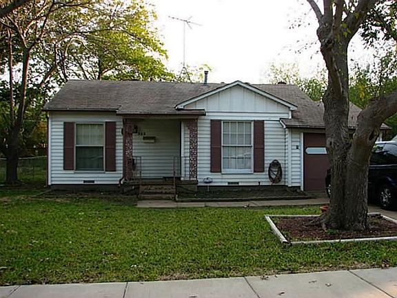 5th image of 308 Edgefield Dr