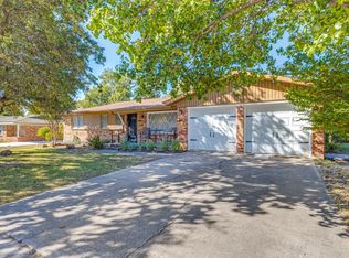 2108 Shelman Trl, Fort Worth, TX 76112