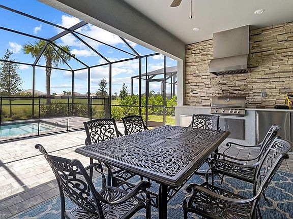 3rd image of 5941 Berwick Ln