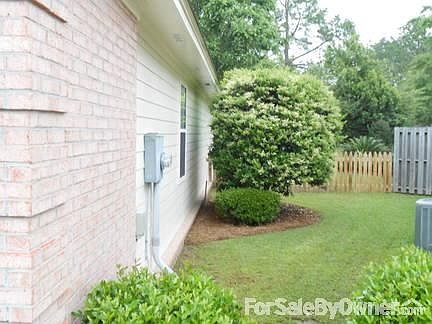side yard (right)