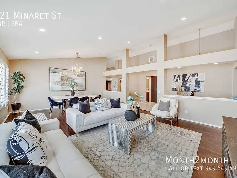 421 Minaret St — Photo 4
