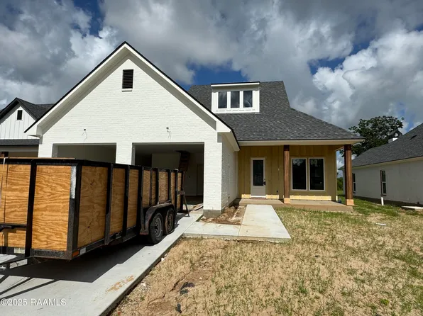112 Fountain Meadow Dr, Broussard, LA 70518