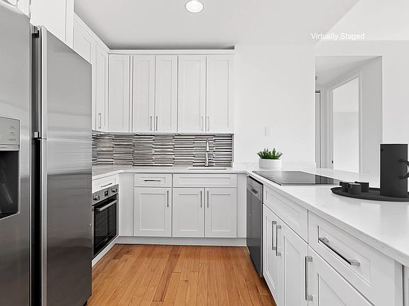 3rd image of 48-21 5th St #5C