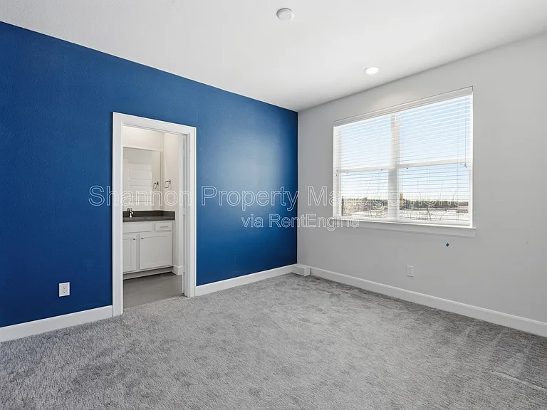 3024 Charline Ave — Photo 30