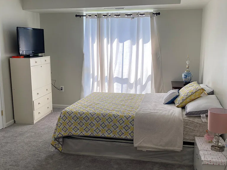 5618 Bloomfield Dr #203 — Photo 8