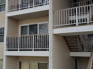 55 Mulberry Ct, Hamilton, NJ 08619