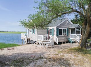 227 Towd Point Rd, Southampton, NY 11968