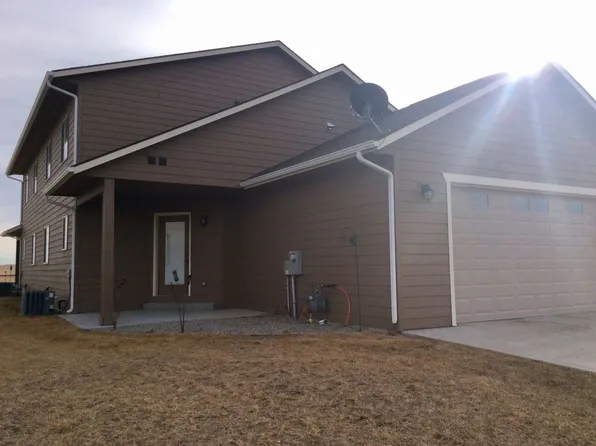 398 Center Street, South Heart, ND 58655