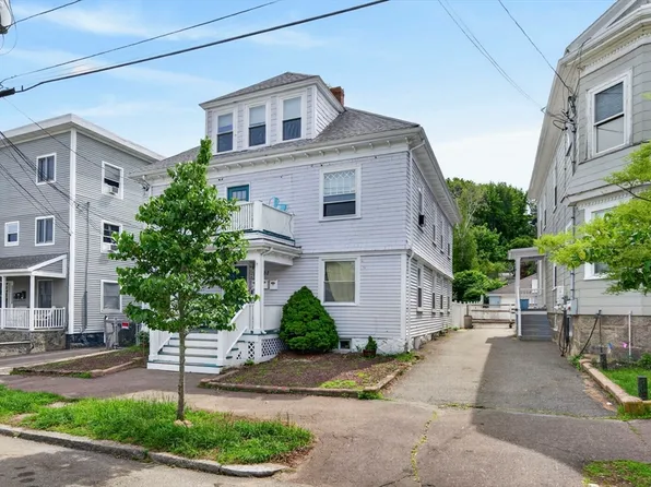 21 Dunlap St #3, Salem, MA 01970
