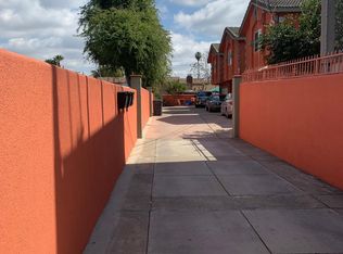 1302 S Willowbrook Ave #B, Compton, CA 90220