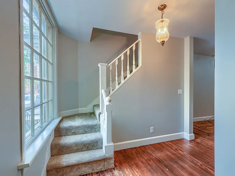 107 South St — Photo 22