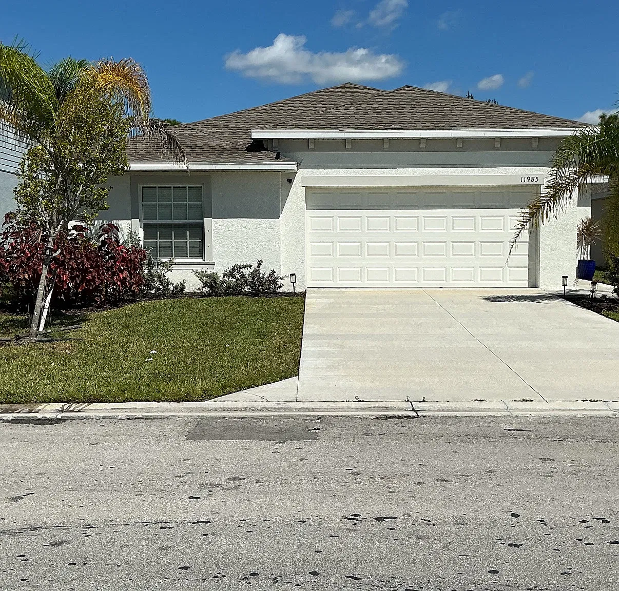 4 bed, 1812 sqft, $1,900 — Photo 1
