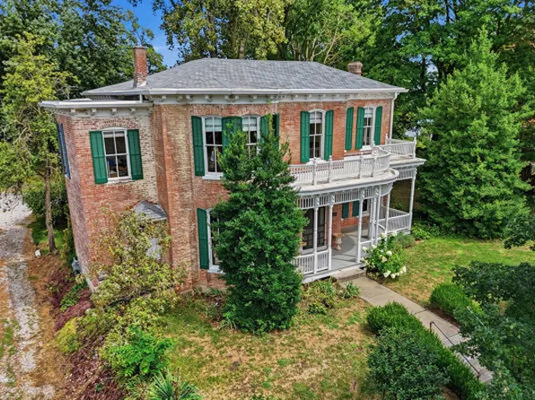 617 E High St, Boonville, MO 65233