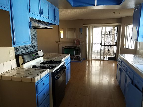 4th image of 1685 Gilmartin Dr