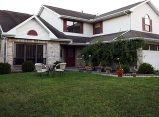 6638 Charlesgate Rd, Dayton, OH 45424