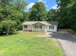 1422 Rhyne Rd, Dallas, NC 28034