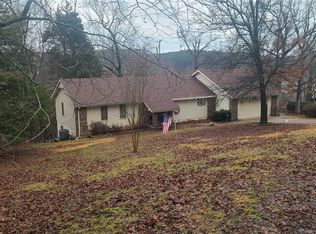 22563 E War Eagle Ln, Springdale, AR 72764