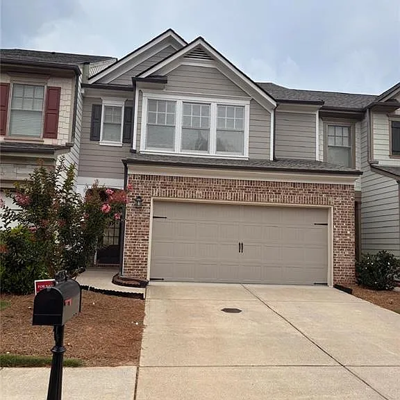 615 Township Cir — Photo 3