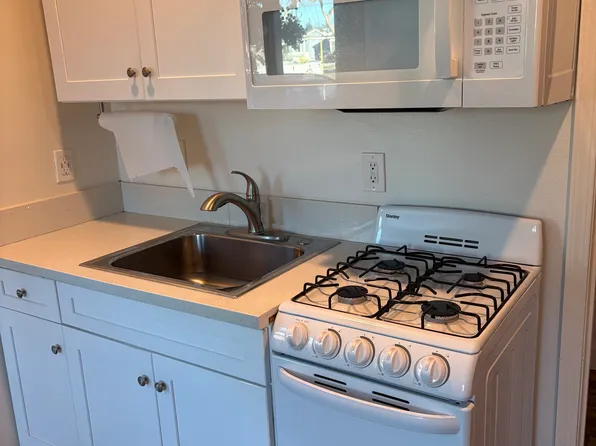 (undisclosed Address), Fullerton, CA 92831