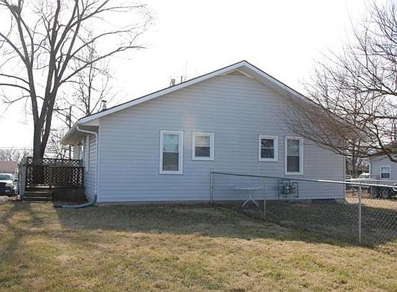 5th image of 3505 Westwind Dr