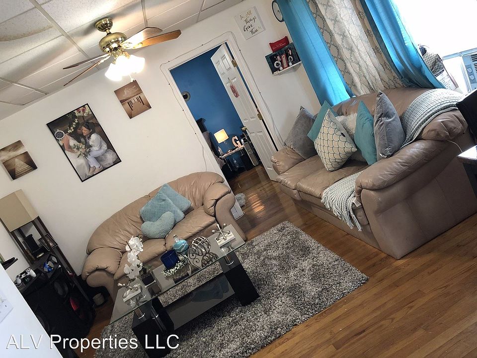 2nd image of 3 Franklin St #B