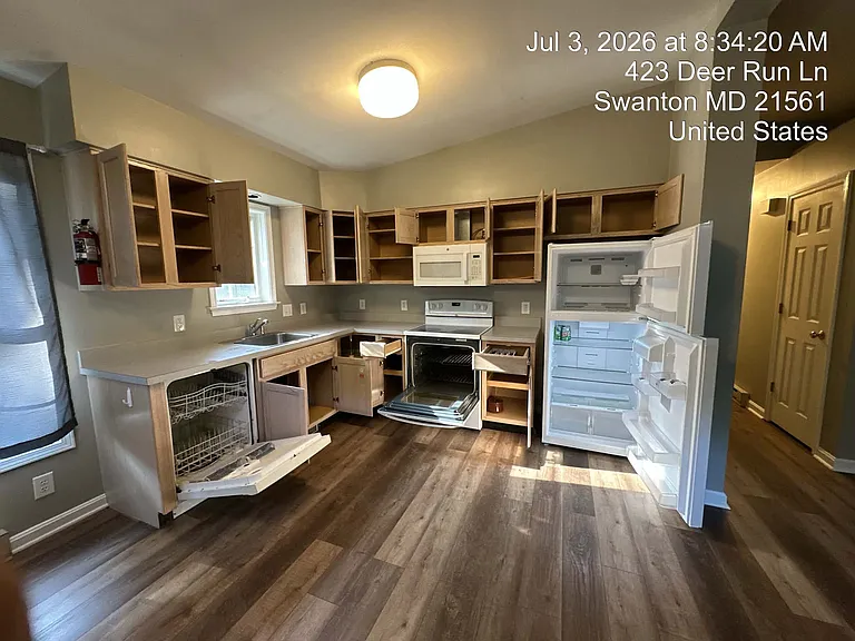 423 Deer Run Ln — Photo 8