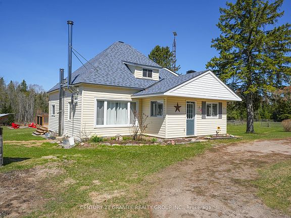 5th image of 1367 Detlor Rd