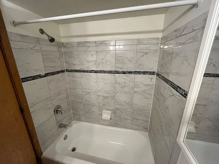 1207 Danforth St — Photo 42