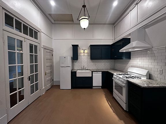 5th image of 538 Prospect Ave #204