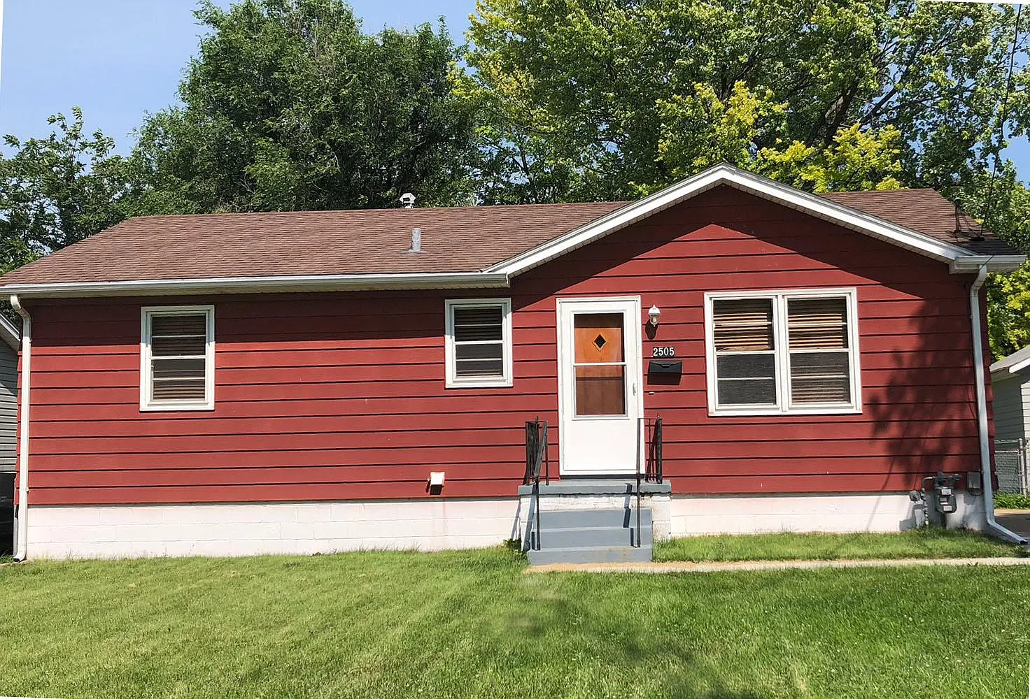 3 bed, 1500 sqft, $1,700 — Photo 1