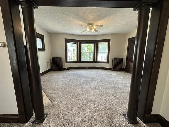 4th image of 1289 W 102nd St #2